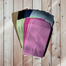 Cargar imagen en el visor de la galería, Sacos Papel Pago 13x19 cm (Paquete 25 uni)